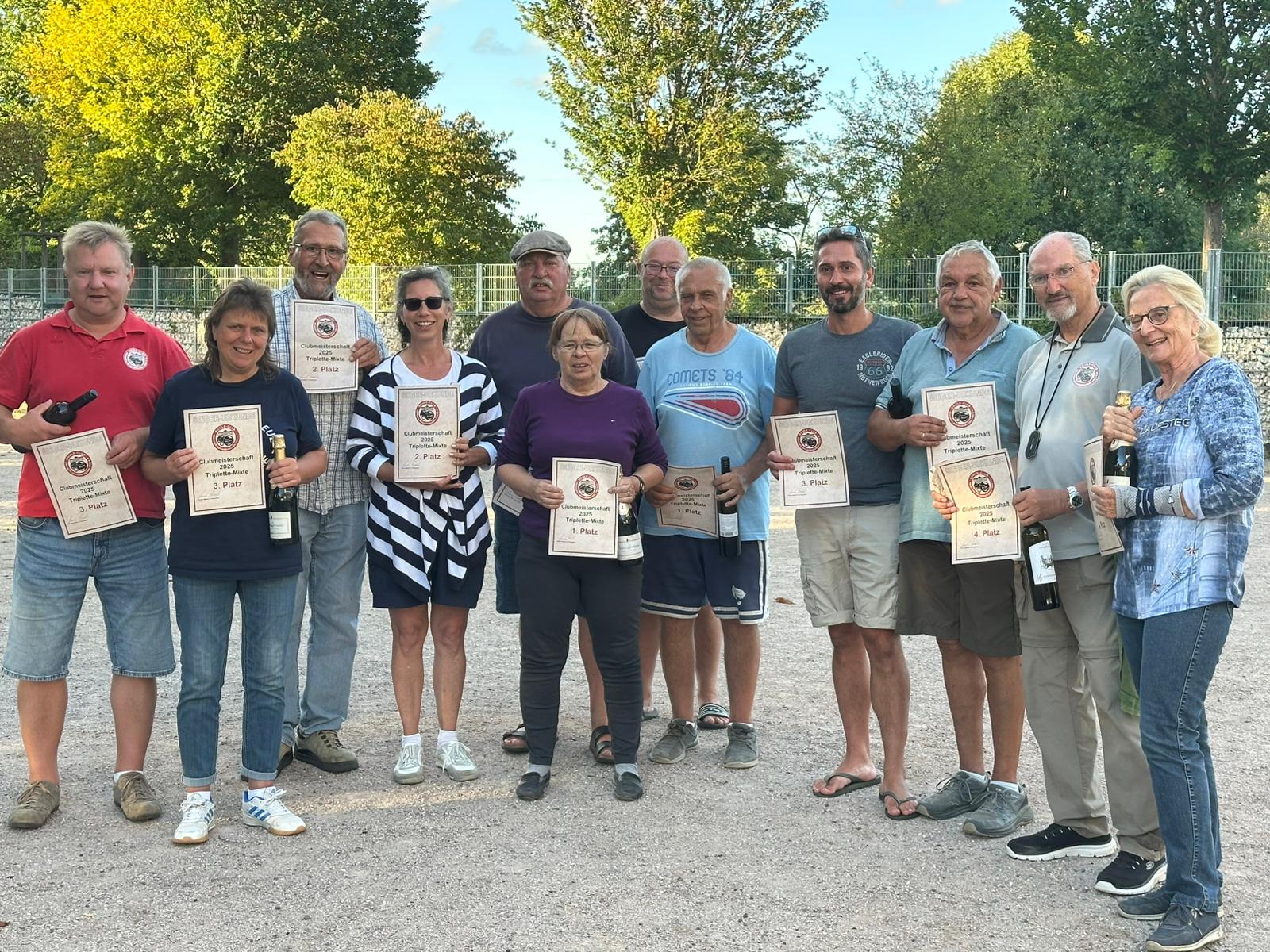 Du betrachtest gerade Clubmeisterschaft Triplette Mixte